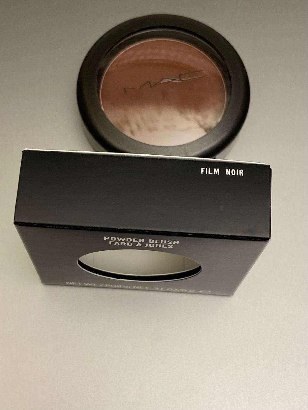 MAC “Film Noir” Matte Powder Blush ~ original formula - Picture 4 of 5